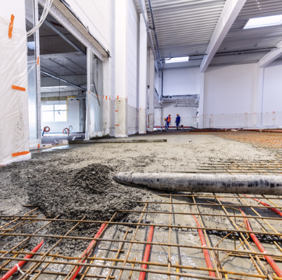 Commercial Flowing Screed